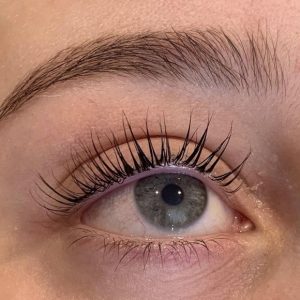 Lash Lift and Tint
